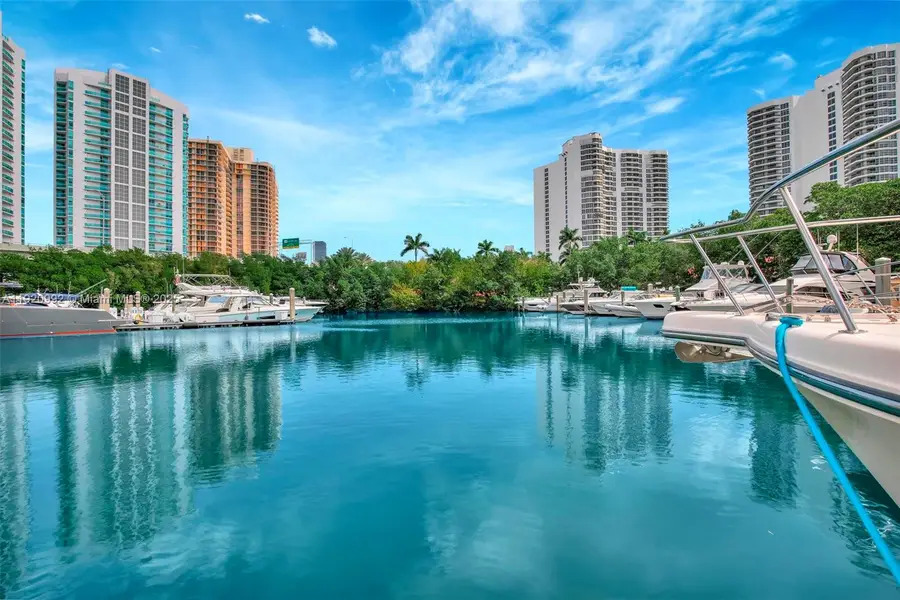 19101 NE 36th Ct #402, Aventura, FL 33180 - Image #3