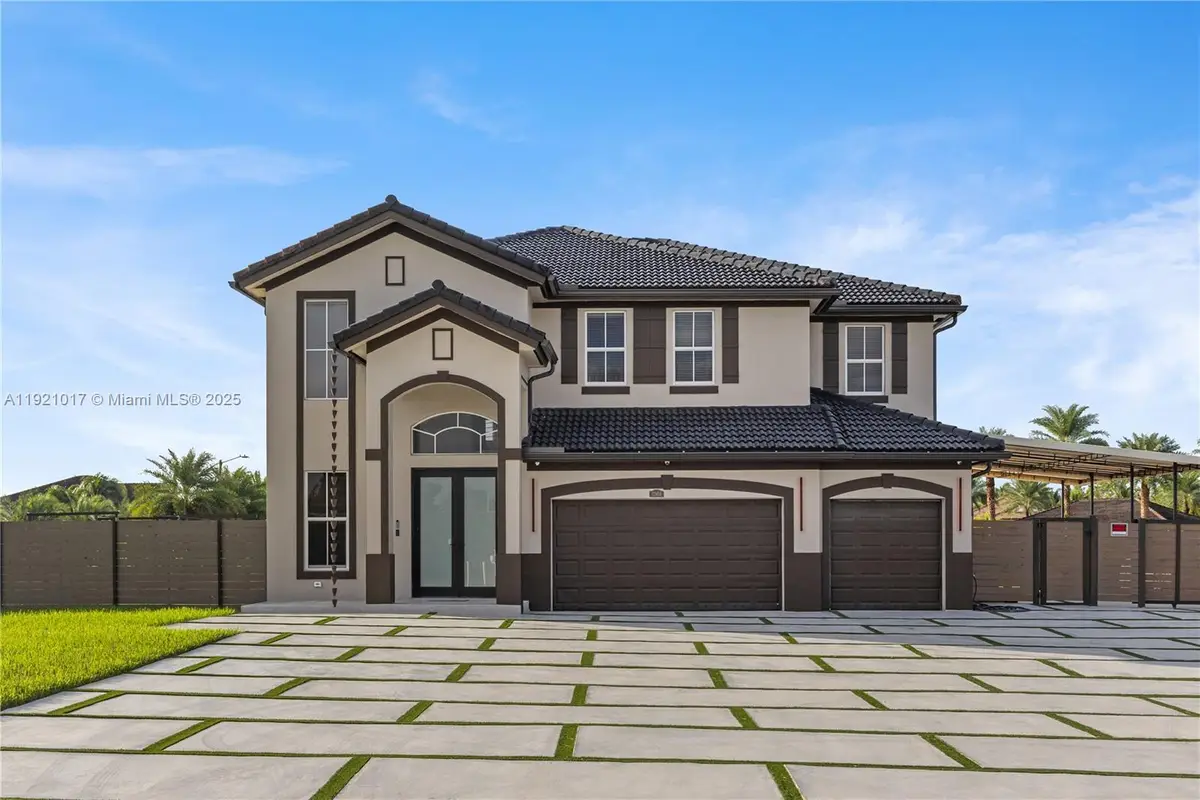 12904 SW 222nd St, Miami, FL 33170 - Image #1