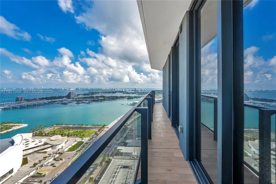 398 NE 5th St #3709, Miami, FL 33132 - Image #2