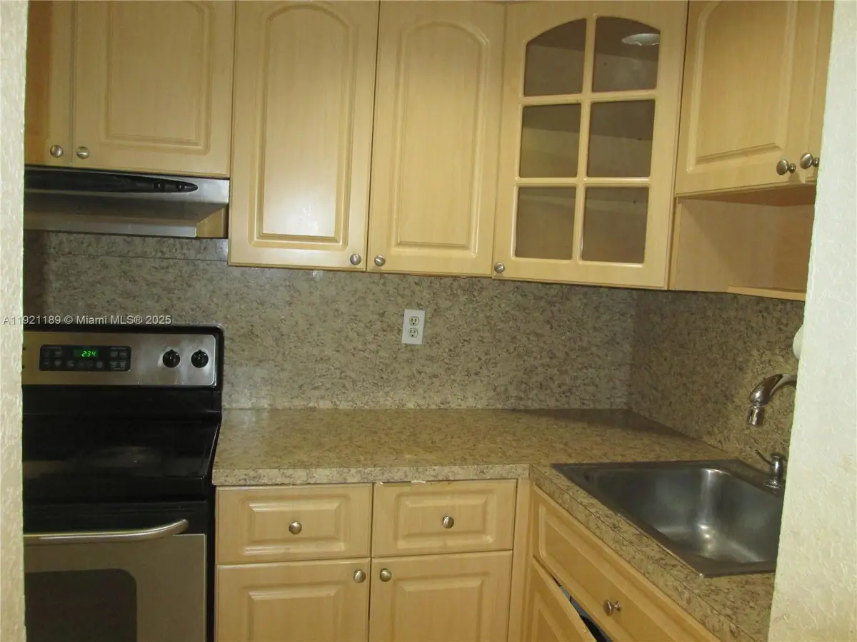 8001 W 6th Ave #O, Hialeah, FL 33014 - Image #1