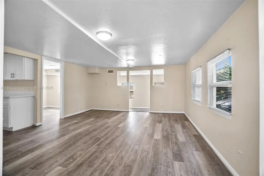 212 SW 11th St, Dania Beach, FL 33004 - Image #2