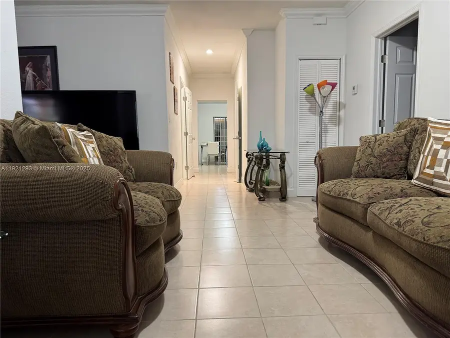 3041 NW 95th Ter, Miami, FL 33147 - Image #2