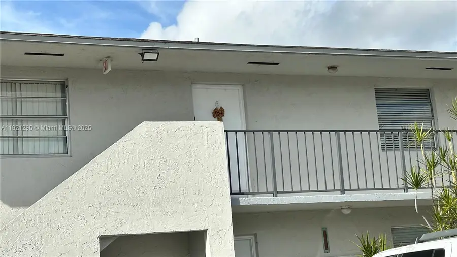 10745 SW 3rd St #6, Sweetwater, FL 33174 - Image #3