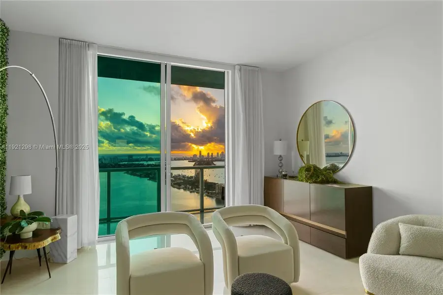 1900 N Bayshore Dr #4902, Miami, FL 33132 - Image #3