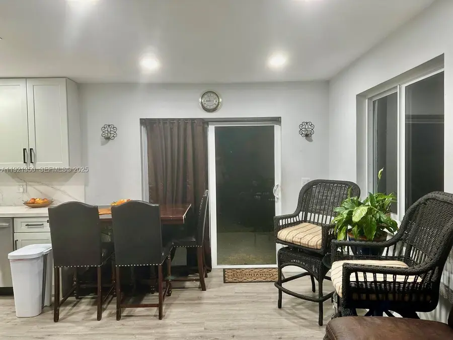 816 NW 8th St, Florida City, FL 33034 - Image #2