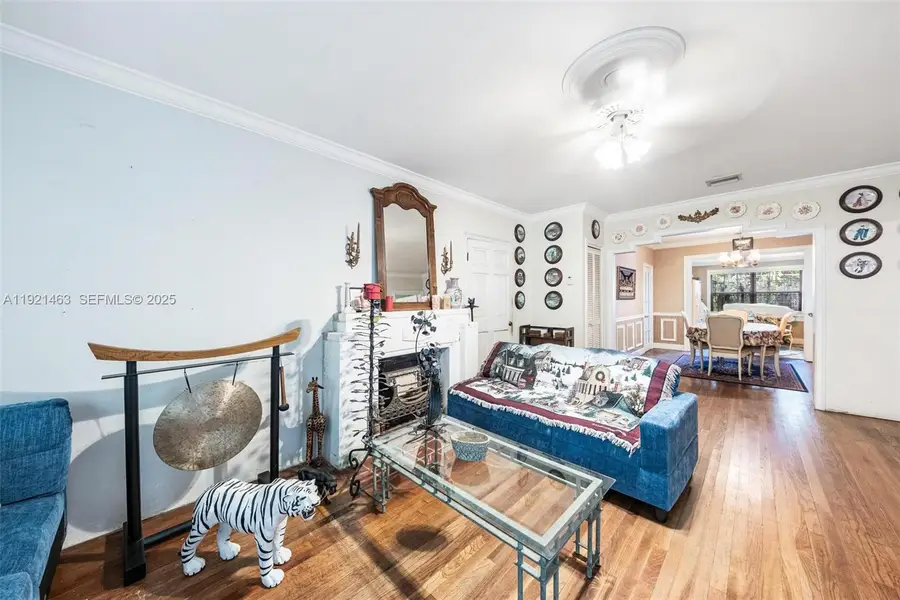 37 NE 44th St, Miami, FL 33137 - Image #2