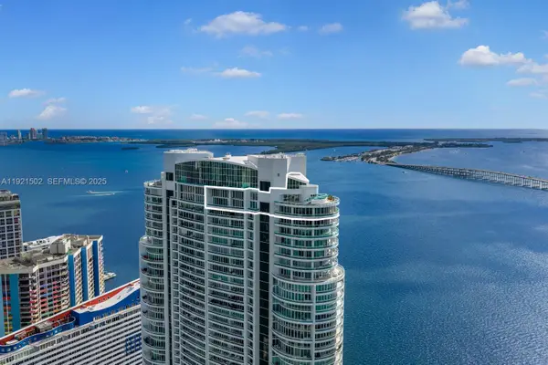1643 Brickell Ave #4902, Miami, FL 33129