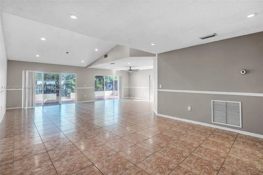 9305 SW 212th Ter, Cutler Bay, FL 33189 - Image #3