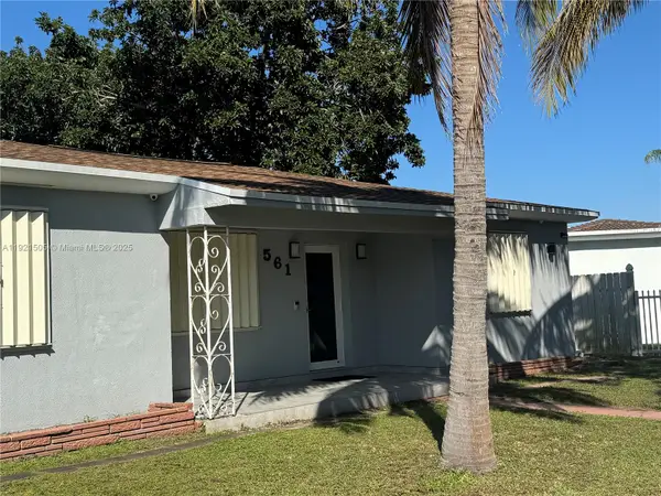 561 NW 190th St, Miami Gardens, FL 33169