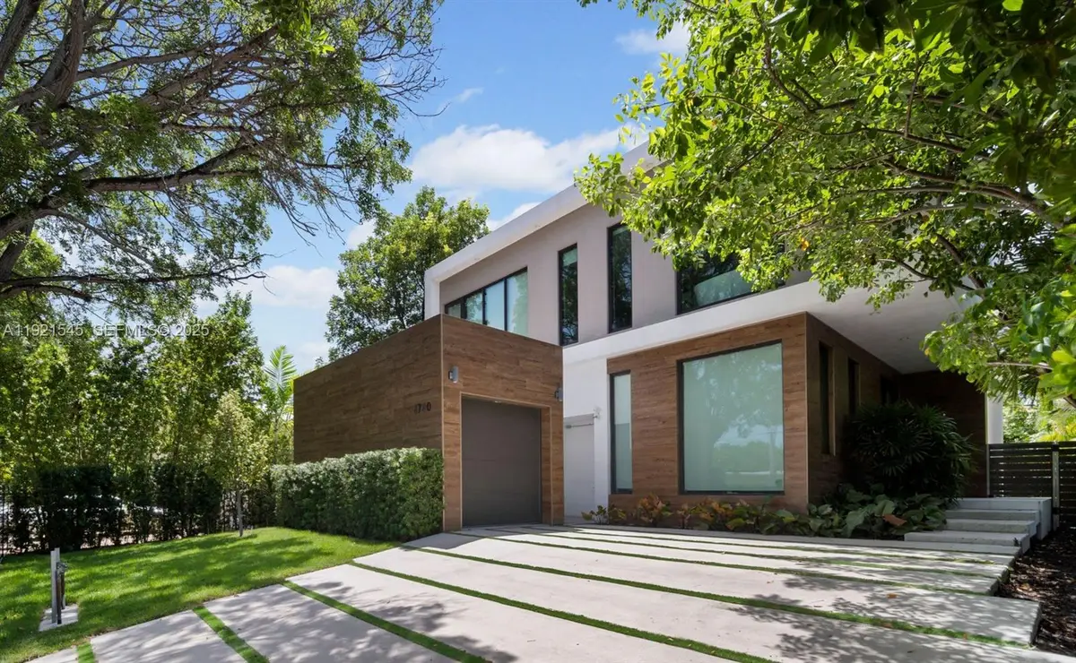 4740 Alton Rd, Miami Beach, FL 33140 - Image #1