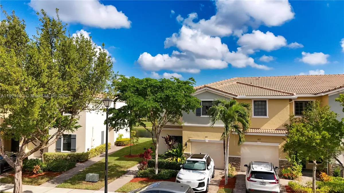 401 NE 194th Ln, Miami, FL 33179 - Image #1