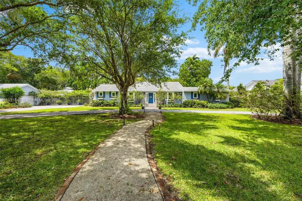 7720 SW 79th Ct, Miami, FL 33143 - Image #1