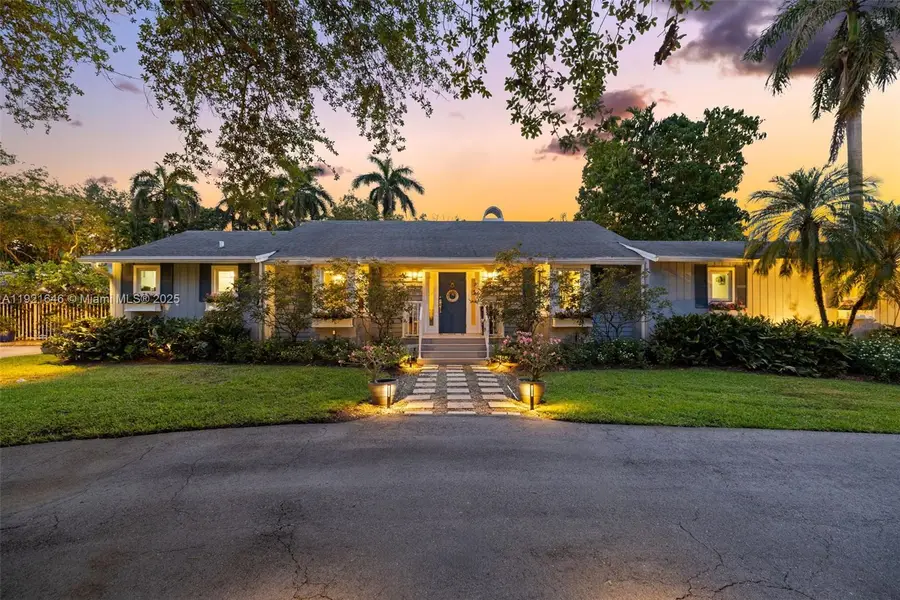 7720 SW 79th Ct, Miami, FL 33143 - Image #2