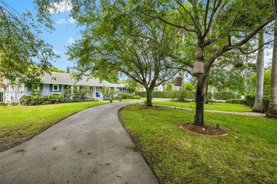 7720 SW 79th Ct, Miami, FL 33143 - Image #3