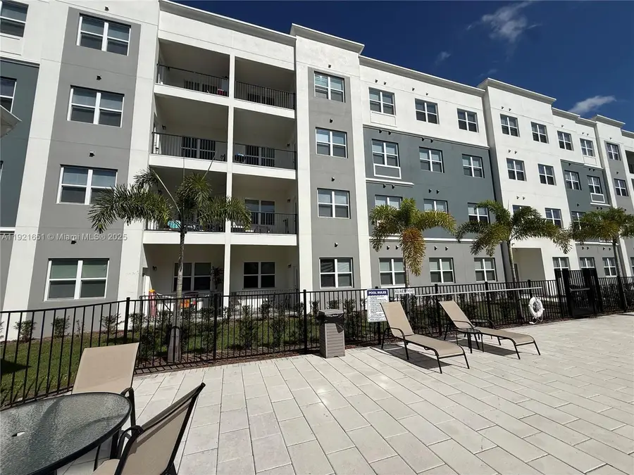 1210 Southstation Place #201, Pine Castle, FL 32809 - #2