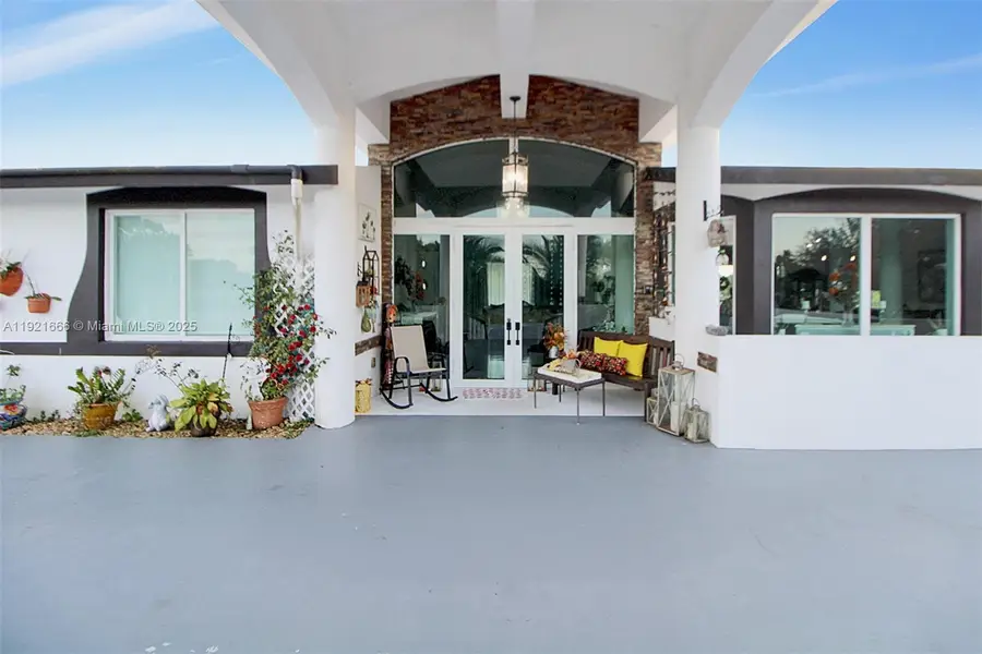 19870 SW 190th St, Miami, FL 33187 - Image #2