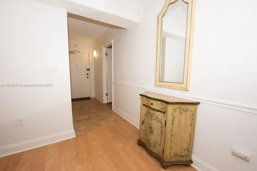 201 178th Dr #323, Sunny Isles Beach, FL 33160 - Image #3