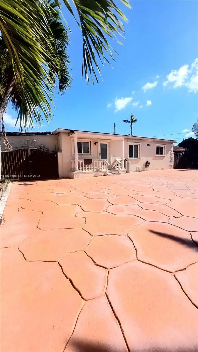 2145 SW 76th Ave, Miami, FL 33155 - Image #3