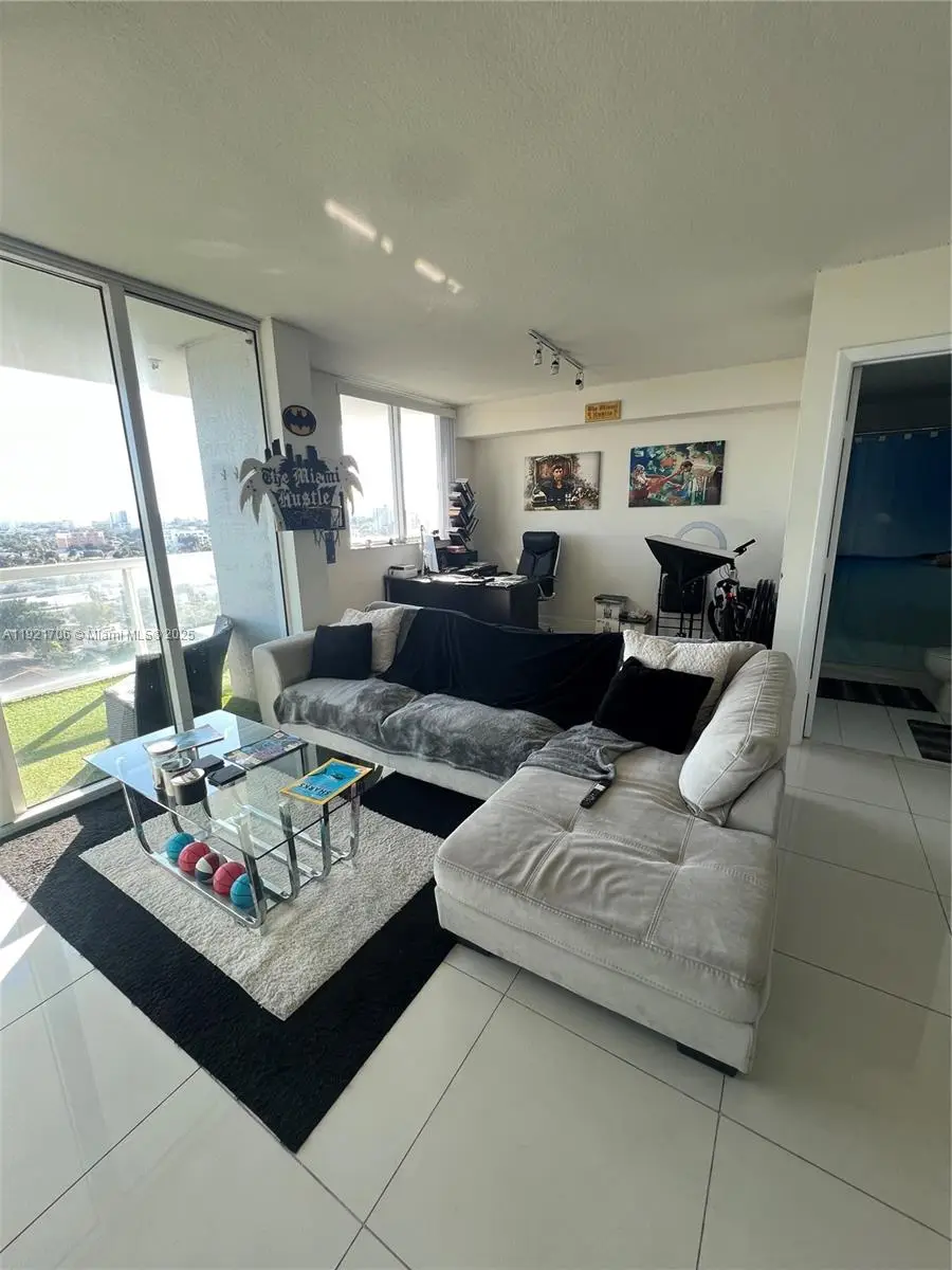 1871 NW S River Dr #1402, Miami, FL 33125 - Image #2