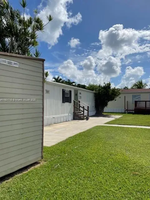 35250 SW 177th Ct, Homestead, FL 33034 - Image #3