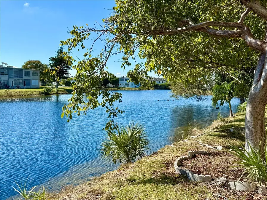 160 NE 203rd Ter #22, Miami Gardens, FL 33179 - Image #2