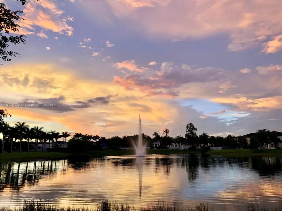 3121 SE 2nd Dr, Homestead, FL 33033 - Image #2