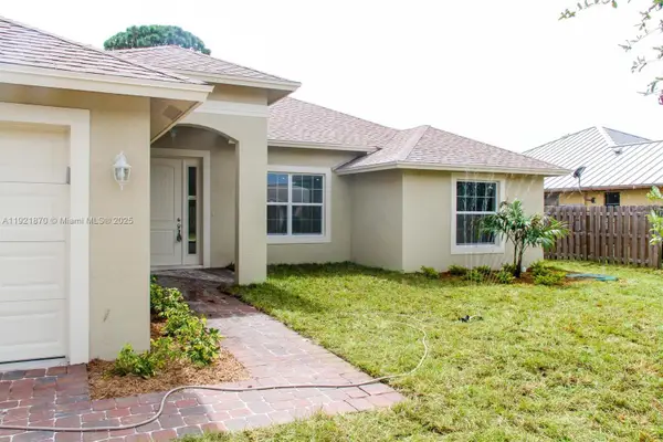 1156 SW Alexandria Ave, Port St Lucie, FL 34953