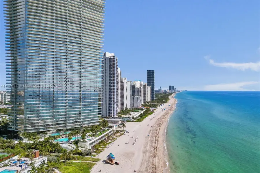 18975 Collins Ave #5205, Sunny Isles Beach, FL 33160 - Image #2