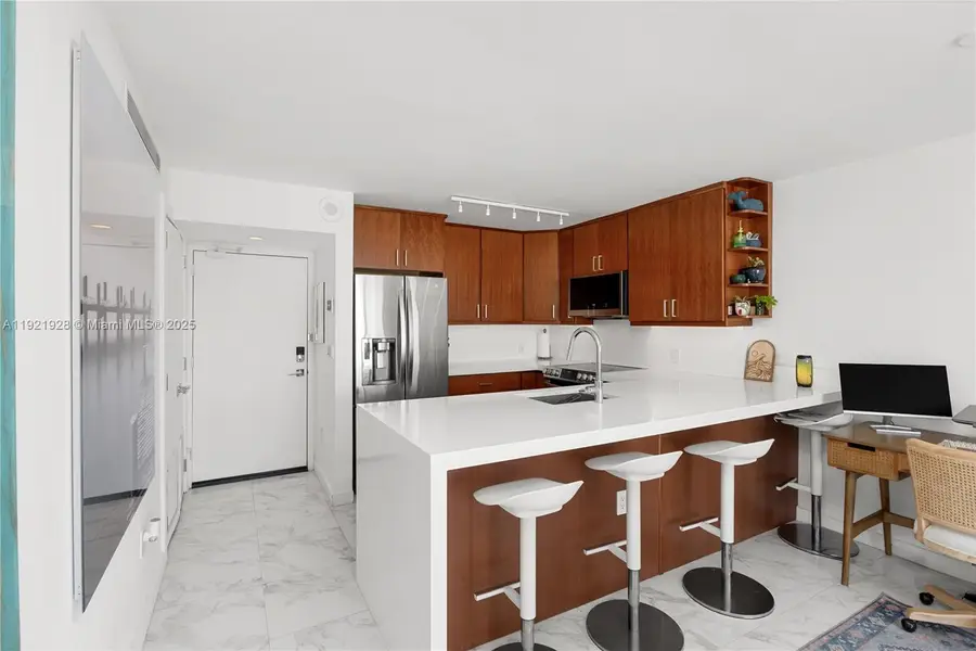 345 Ocean Dr #1101, Miami Beach, FL 33139 - Image #2