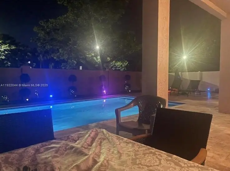 16918 SW 16th St, Pembroke Pines, FL 33027 - Image #3