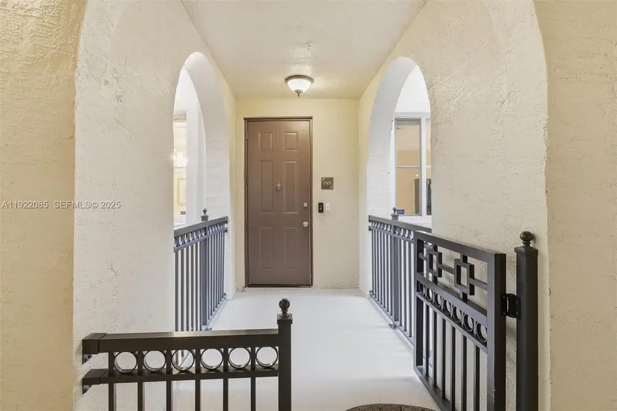 2925 NW 126th Ave #303-1, Sunrise, FL 33323 - Image #2