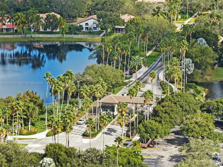 3320 Brussels Ave, Cooper City, FL 33026 - Image #3