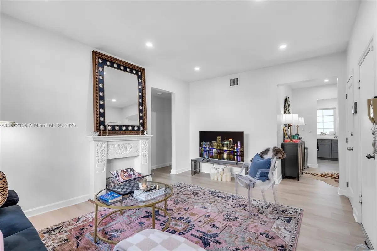 1052 Jefferson Ave #5, Miami Beach, FL 33139 - Image #1