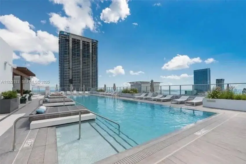 1010 SW 2nd Ave #1810, Miami, FL 33130 - Image #1