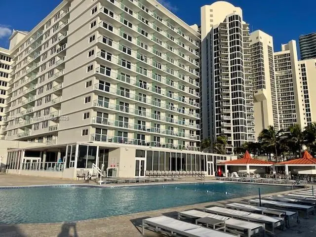 19201 Collins Ave #628, Sunny Isles Beach, FL 33160 - Image #2