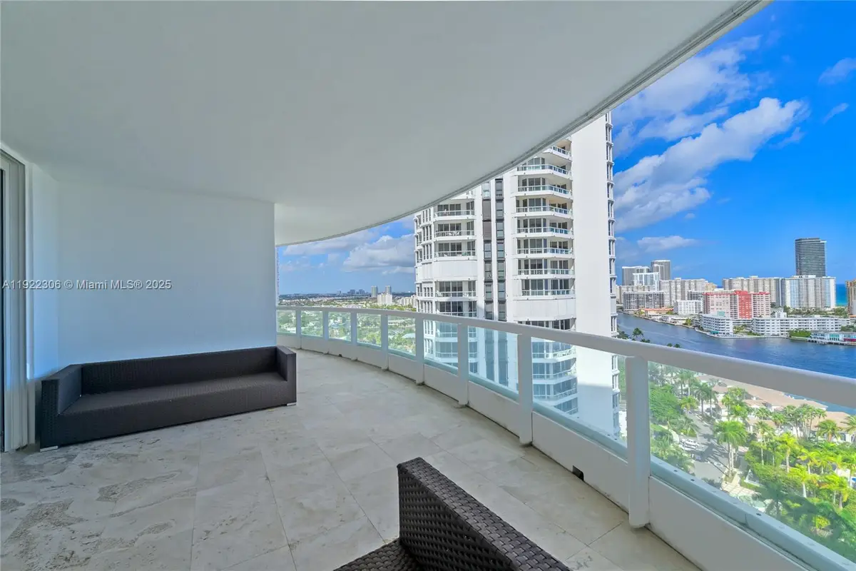 21050 Point Pl #2001, Aventura, FL 33180 - #1