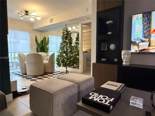 7775 NW 22nd Street #101, Pembroke Pines, FL 33024