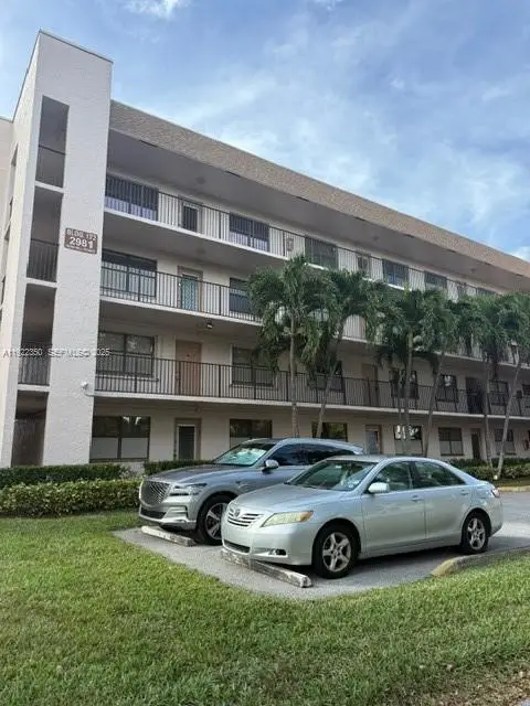 2981 N Nob Hill Rd #306, Sunrise, FL 33322 - Image #2