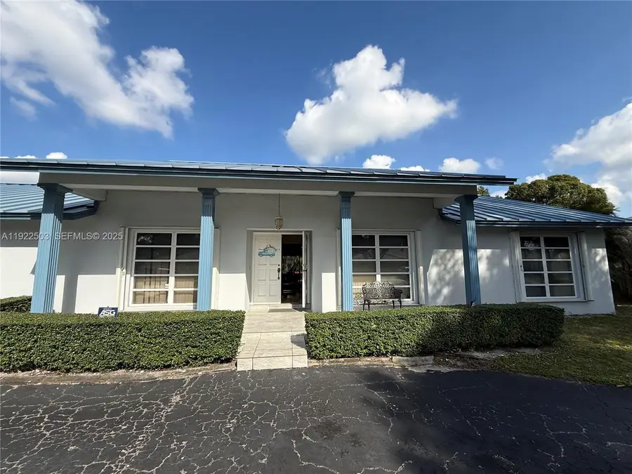 7441 SW 19th St, Plantation, FL 33317 - Image #2