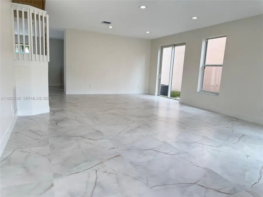 15254 SW 109th St, Miami, FL 33196 - Image #3