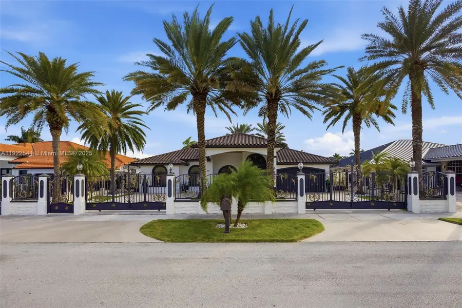 14252 SW 30th St, Miami, FL 33175 - Image #2