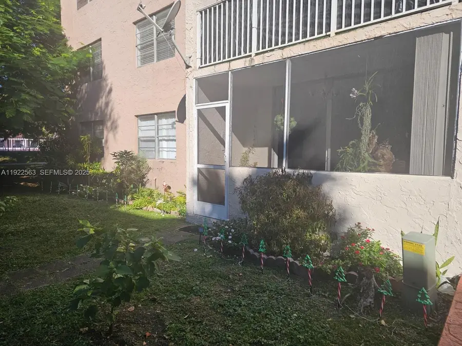 8411 NW 8th St #111, Miami, FL 33126 - Image #2