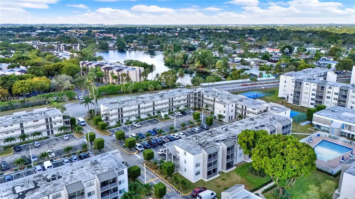 14195 SW 87th St #B115, Miami, FL 33183 - Image #1