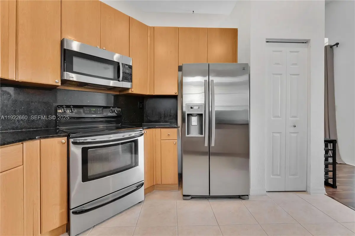 143 SE 22nd Ter, Homestead, FL 33033 - Image #1