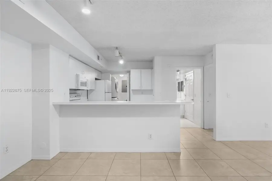 2600 S University Dr #107, Davie, FL 33328 - Image #2