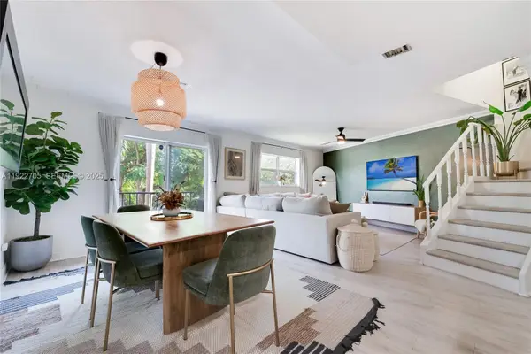 8650 SW 67th Ave #1042, Pinecrest, FL 33156