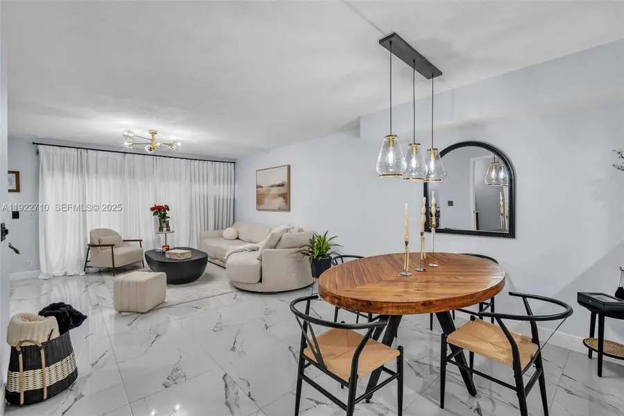 4429 SW 70th Ter, Davie, FL 33314 - Image #2