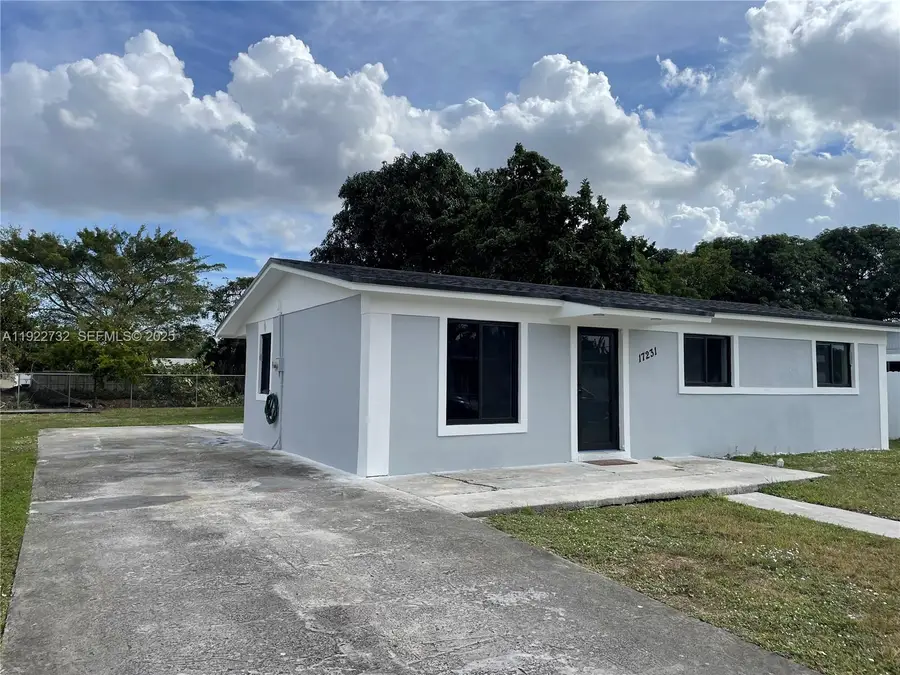 17231 NW 52nd Pl, Miami Gardens, FL 33055 - Image #3
