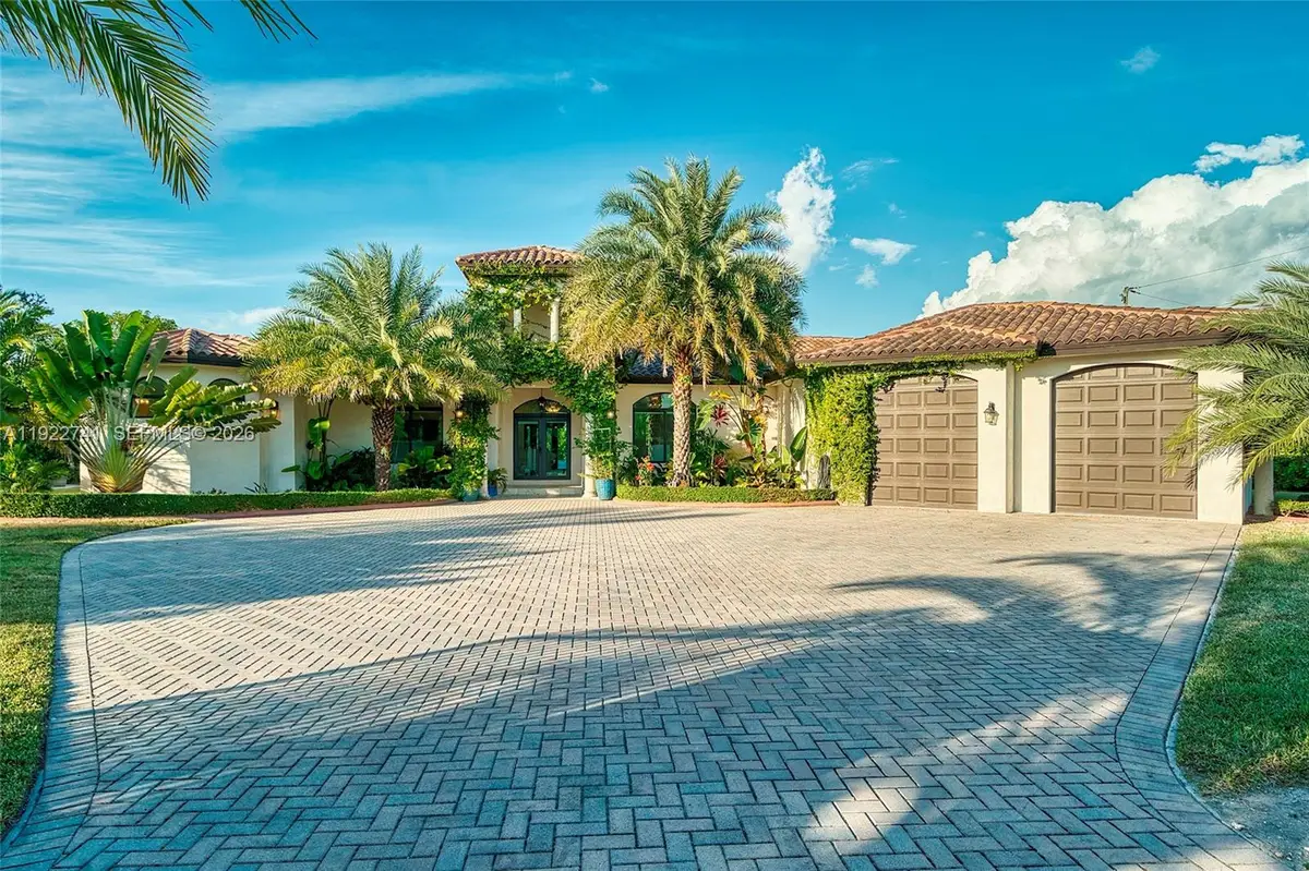 15701 SW 254th St, Homestead, FL 33031 - Image #1