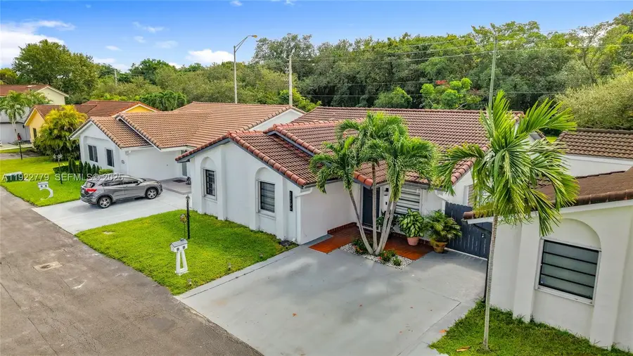 11196 SW 75th Ter, Miami, FL 33173 - Image #3